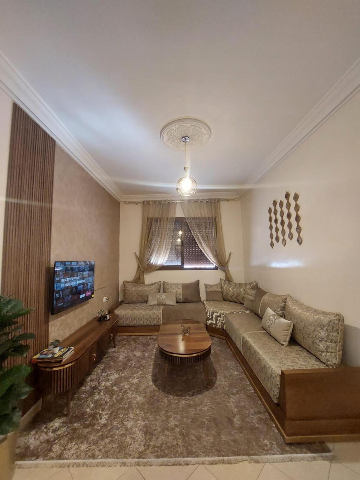 Charite Host Appartement , Wifi Et Parking Gratuit Agadir Exterior foto