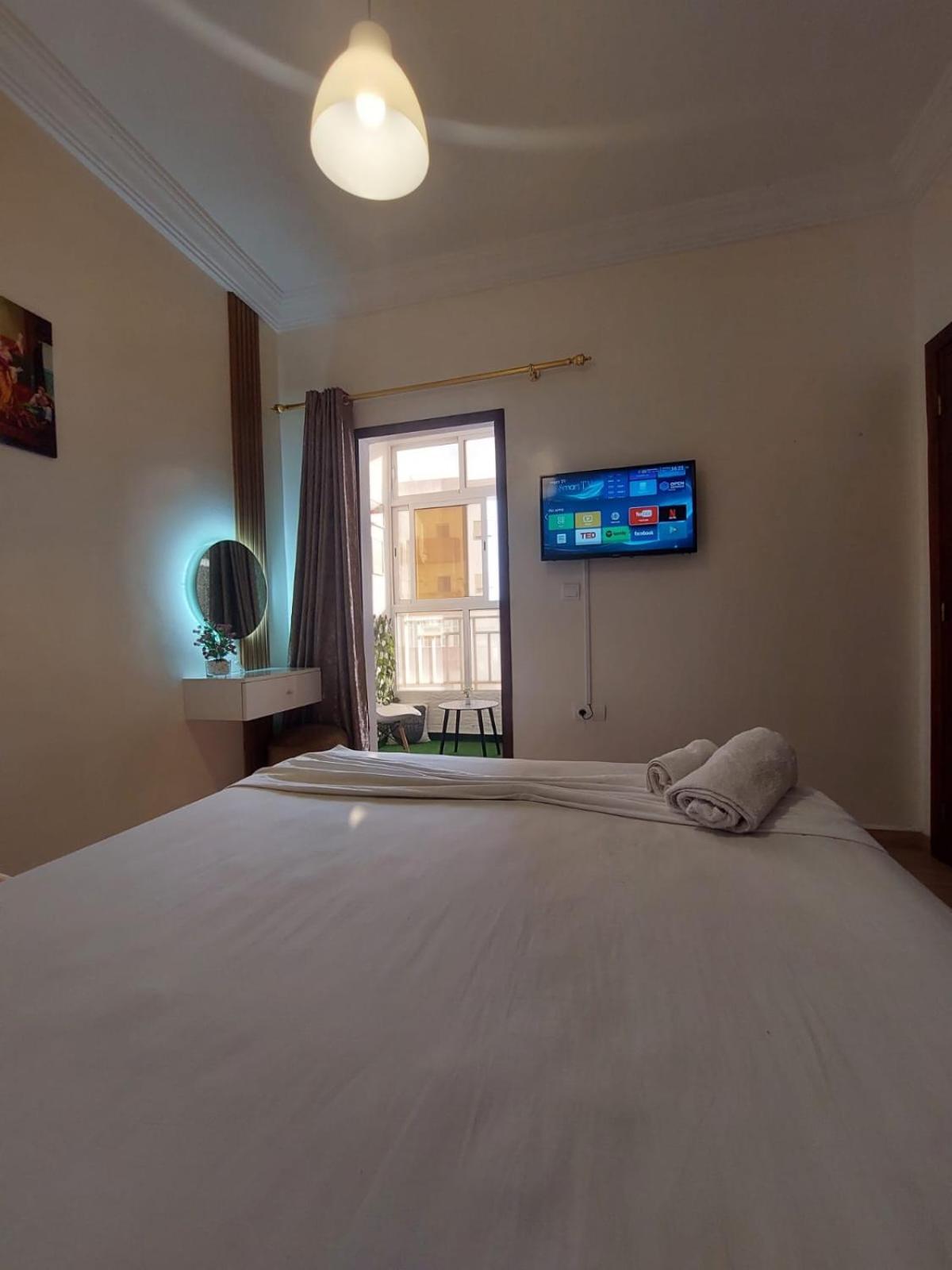 Charite Host Appartement , Wifi Et Parking Gratuit Agadir Exterior foto
