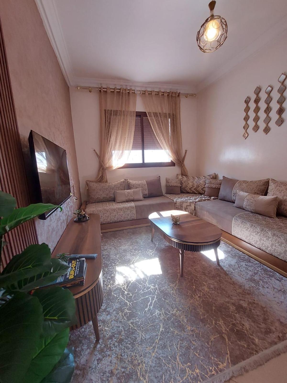 Charite Host Appartement , Wifi Et Parking Gratuit Agadir Exterior foto